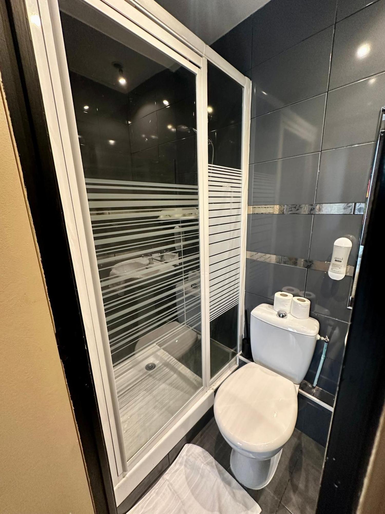 Hotel Victor Hugo Clamart Ngoại thất bức ảnh