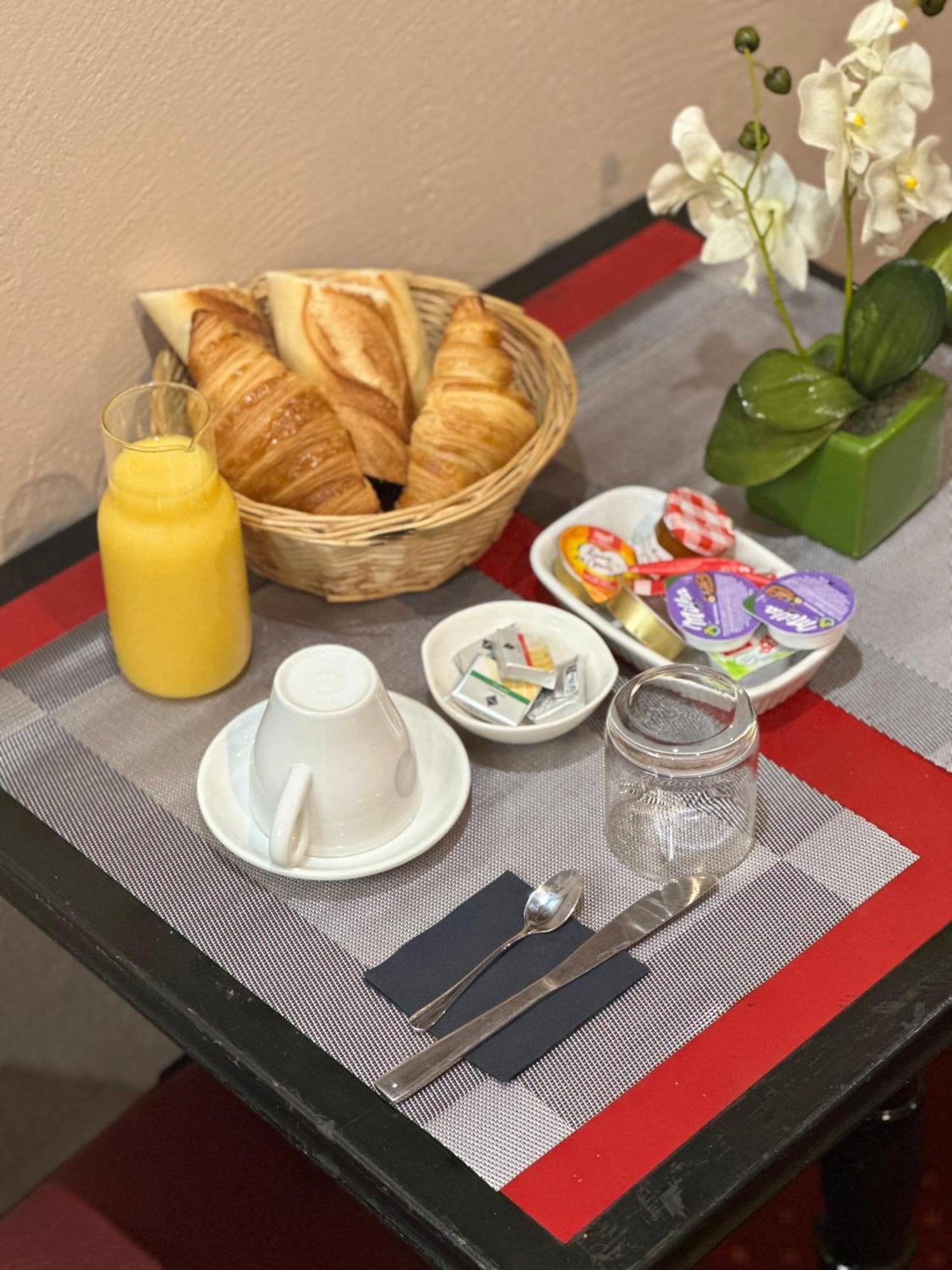 Hotel Victor Hugo Clamart Ngoại thất bức ảnh